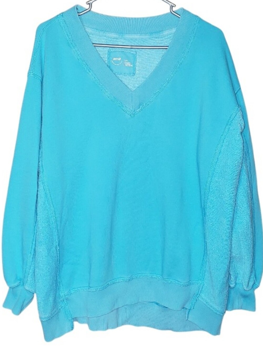 Aerie Every Day Vacay V Neck Sweatshirt - Picture 4 of 8
